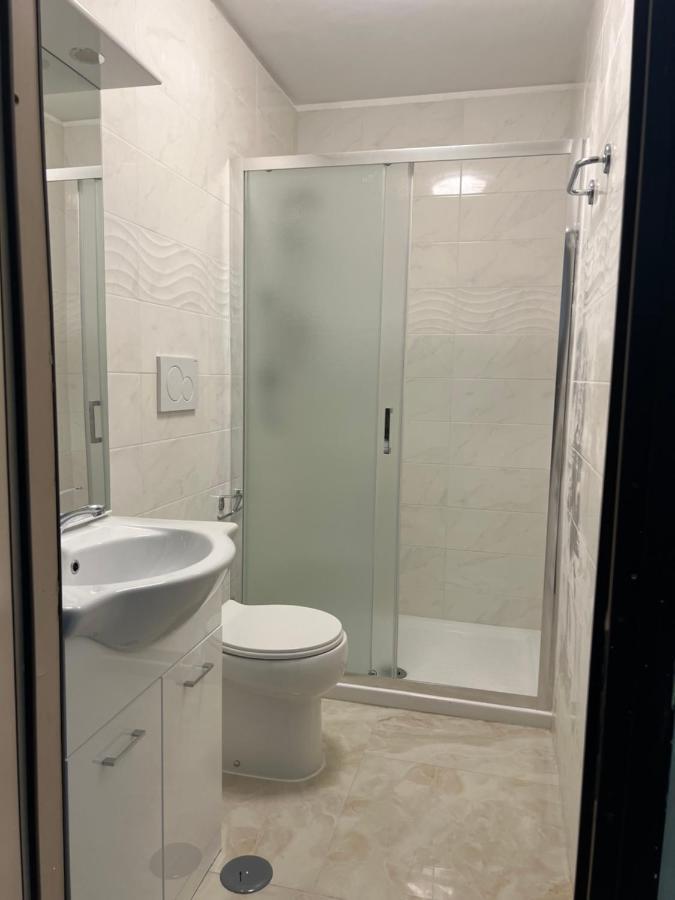 Roma Guest House Buitenkant foto