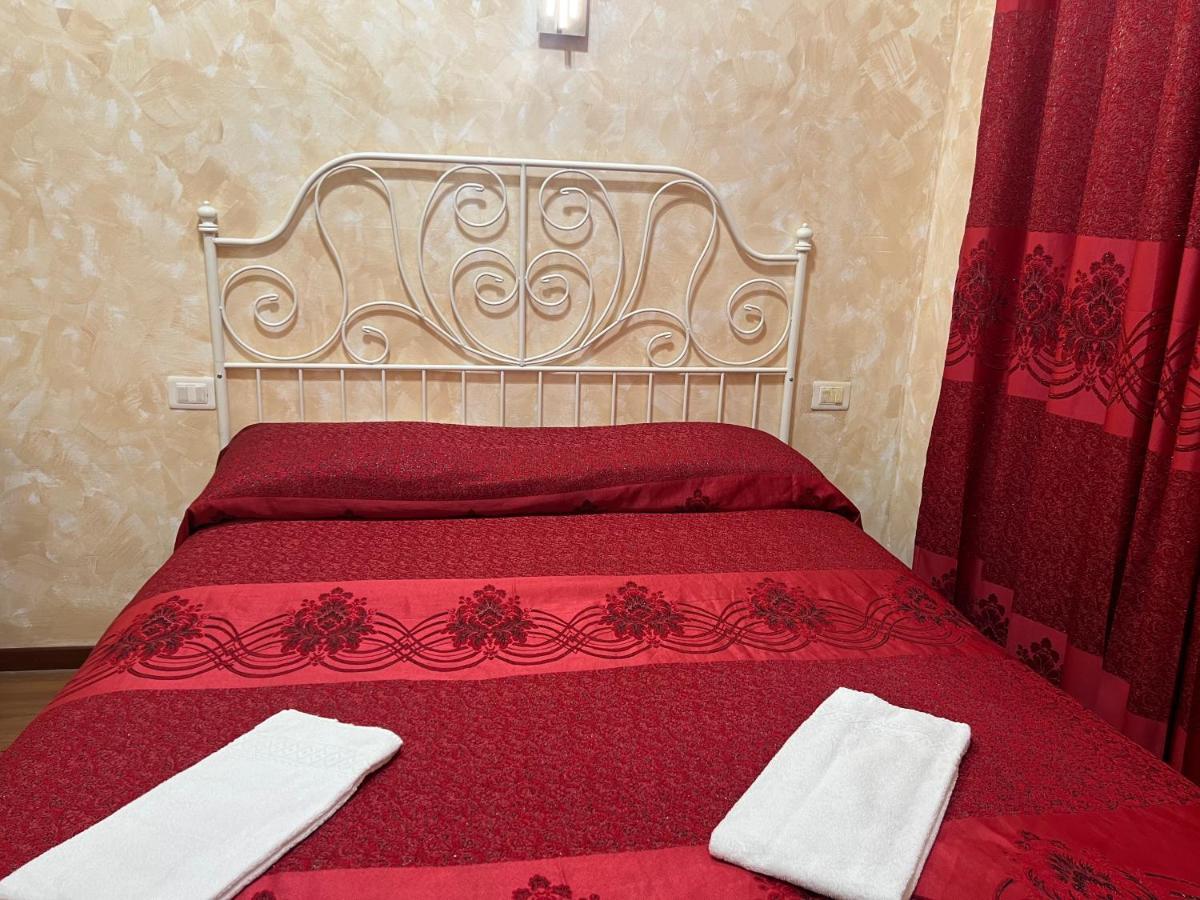 Roma Guest House Buitenkant foto