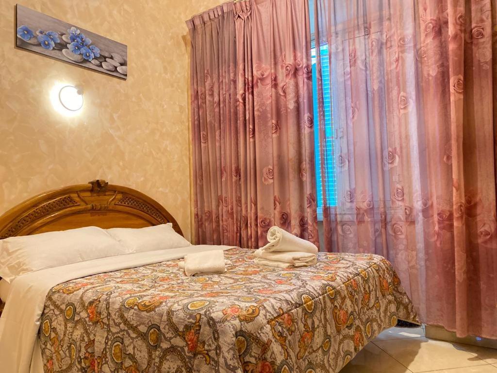 Roma Guest House Buitenkant foto